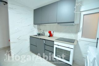 Piso en venta en Campoamor en Alicante