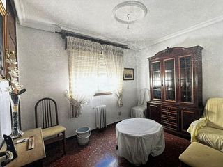 Piso en venta en Linares