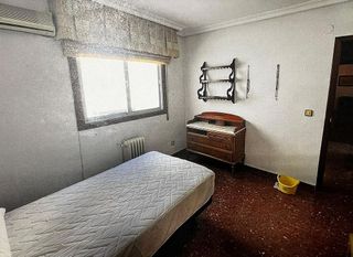 Piso en venta en Linares