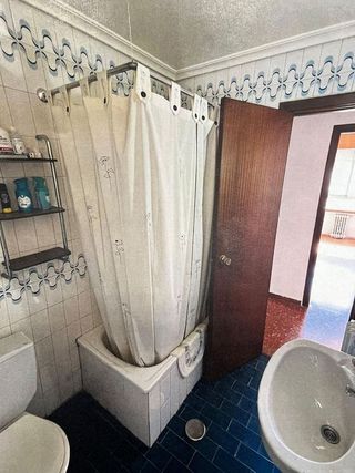 Piso en venta en Linares