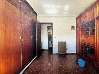 Piso en venta en Linares