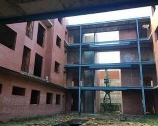 Edificio en venta en Puebla de Montalbán (La)