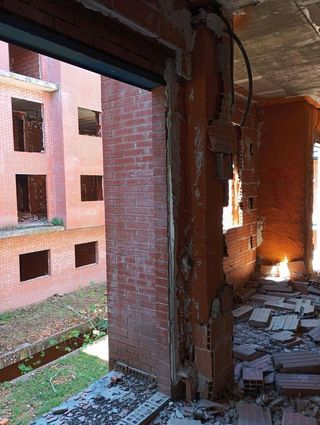 Edificio en venta en Puebla de Montalbán (La)