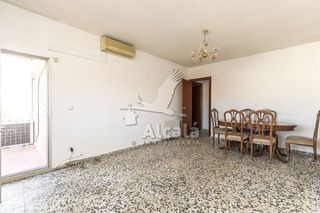 Piso en venta en Loeches