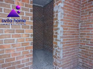 Local comercial en venta en Universidad en Ávila