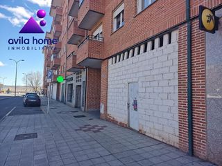 Local comercial en venta en Universidad en Ávila