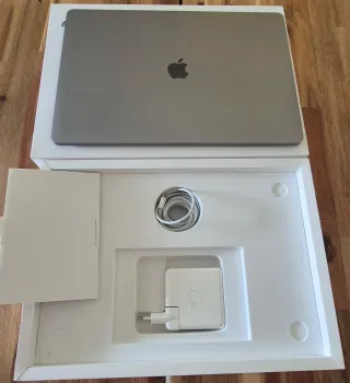 Macbook Pro 2019 16"