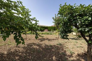 Terreno en venta en Zubia (La)