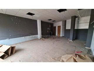 Local comercial en venta en Yeles