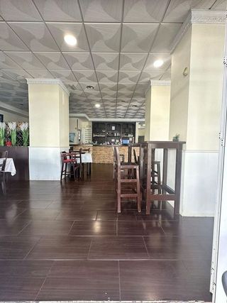 Local comercial en venta en Playamar en Torremolinos