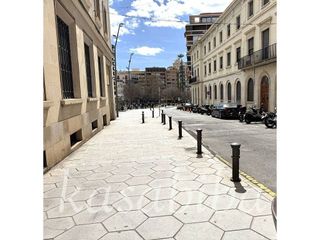 Garaje en venta en Centro en Alicante