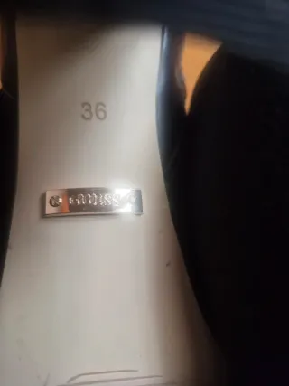 Botines Guess plataforma tacón negro