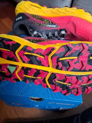 Brooks Bambas Trail Montaña Talla 39