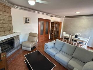 Casa adosada en alquiler en Las Cancelas - Valdeolletas en Marbella