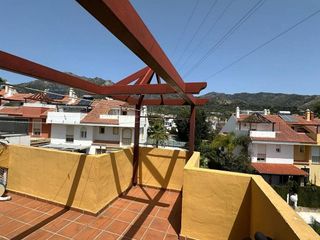 Casa adosada en alquiler en Las Cancelas - Valdeolletas en Marbella