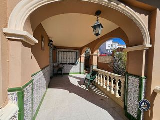 Chalet en alquiler en Cotomar - Urbanizaciones en Rincón de la Victoria