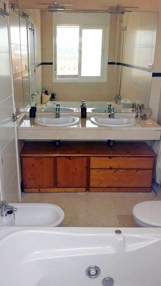 Casa adosada en alquiler en El Faro de Calaburra - Chaparral en Mijas