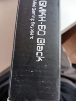 Teclado Mecánico Gamer GMKH-60 Black RGB