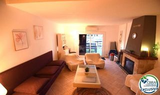 Casa adosada en venta en Empuriabrava en Castelló d´Empúries