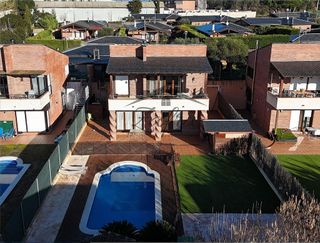 Chalet en venta en Vidreres