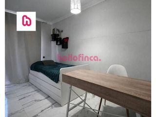 Piso en venta en L'Eixample en Figueres