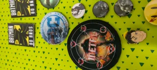 Pack Pins DC Comics + Baraja Poker Batman