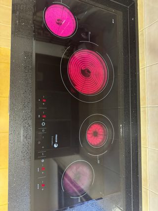 Placa vitrocerámica Fagor innovation.