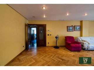 Chalet en venta en Elda