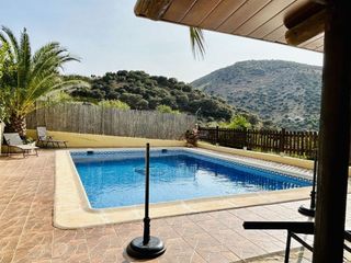 Casa rural en venta en Iznájar