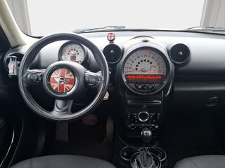 MINI MINI Countryman Cooper D 82 kW (111 CV)