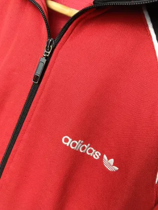 Chaqueta Adidas Y2k Vintage Roja y Negra
