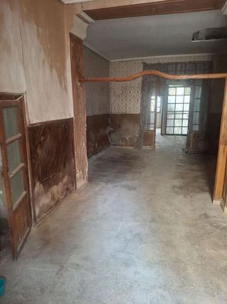 Casa adosada en venta en El Castell en Burjassot