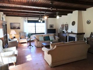 Casa rural en venta en Alegría de la Huerta- Jardín de Málaga en Málaga
