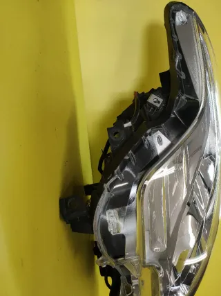 FARO DELANTERO DERECHO CITROEN C4 AIRCROSS