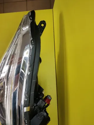 FARO DELANTERO DERECHO CITROEN C4 AIRCROSS