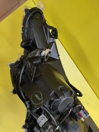 FARO DELANTERO DERECHO CITROEN C4 AIRCROSS