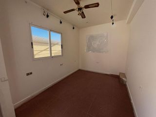 Casa adosada en venta en Ciudad de Asís en Alicante