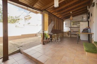 Casa en venta en Loeches