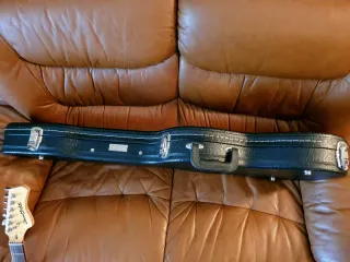 Custodia rigida per chitarra elettrica!!!