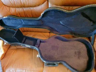Custodia rigida per chitarra elettrica!!!