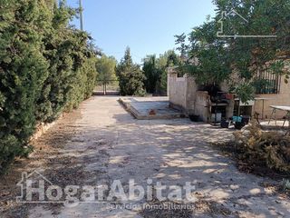 Chalet en venta en Urbanizaciones en Llíria