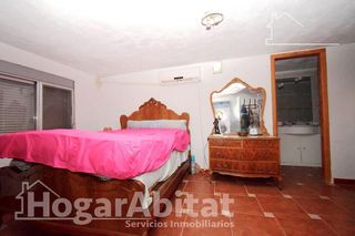 Chalet en venta en Urbanizaciones en Llíria