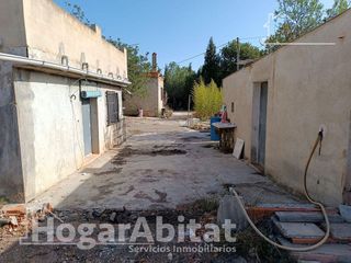 Chalet en venta en Urbanizaciones en Llíria