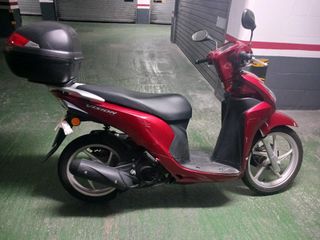 Moto Scooter Honda Vision 110