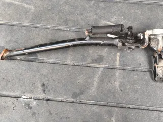 Pata de cabra y estribera africa Twin rd04