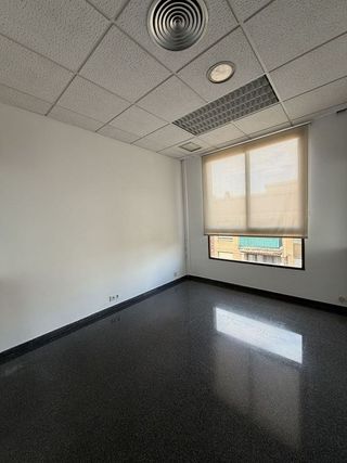 Oficina en alquiler en Safranar en Valencia