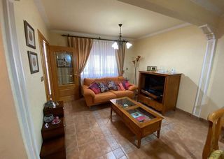 Casa adosada en venta en Sax