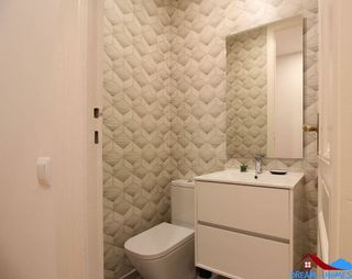 Piso en alquiler en Jerónimos en Madrid