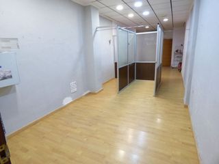 Local comercial en alquiler en Crevillent