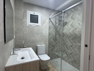 Piso en alquiler en Los Remedios en Sevilla